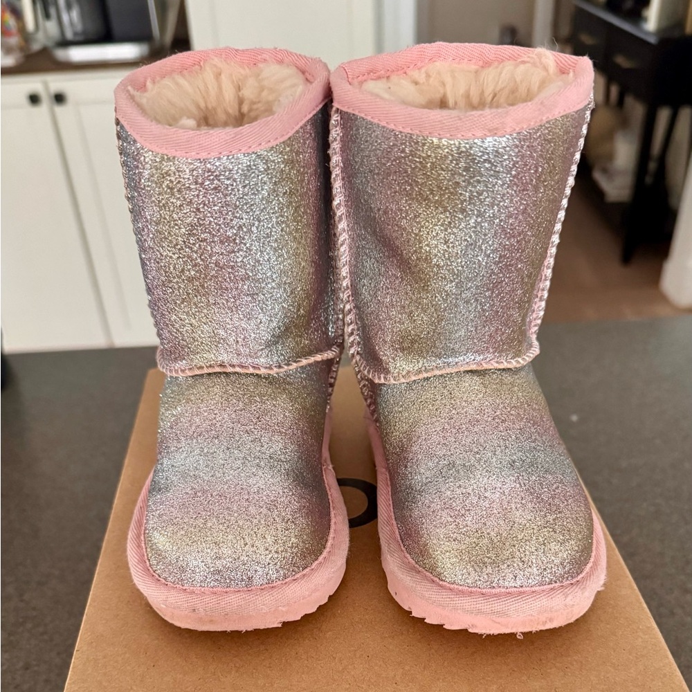 Sparkly UGG - Toddler Size 7